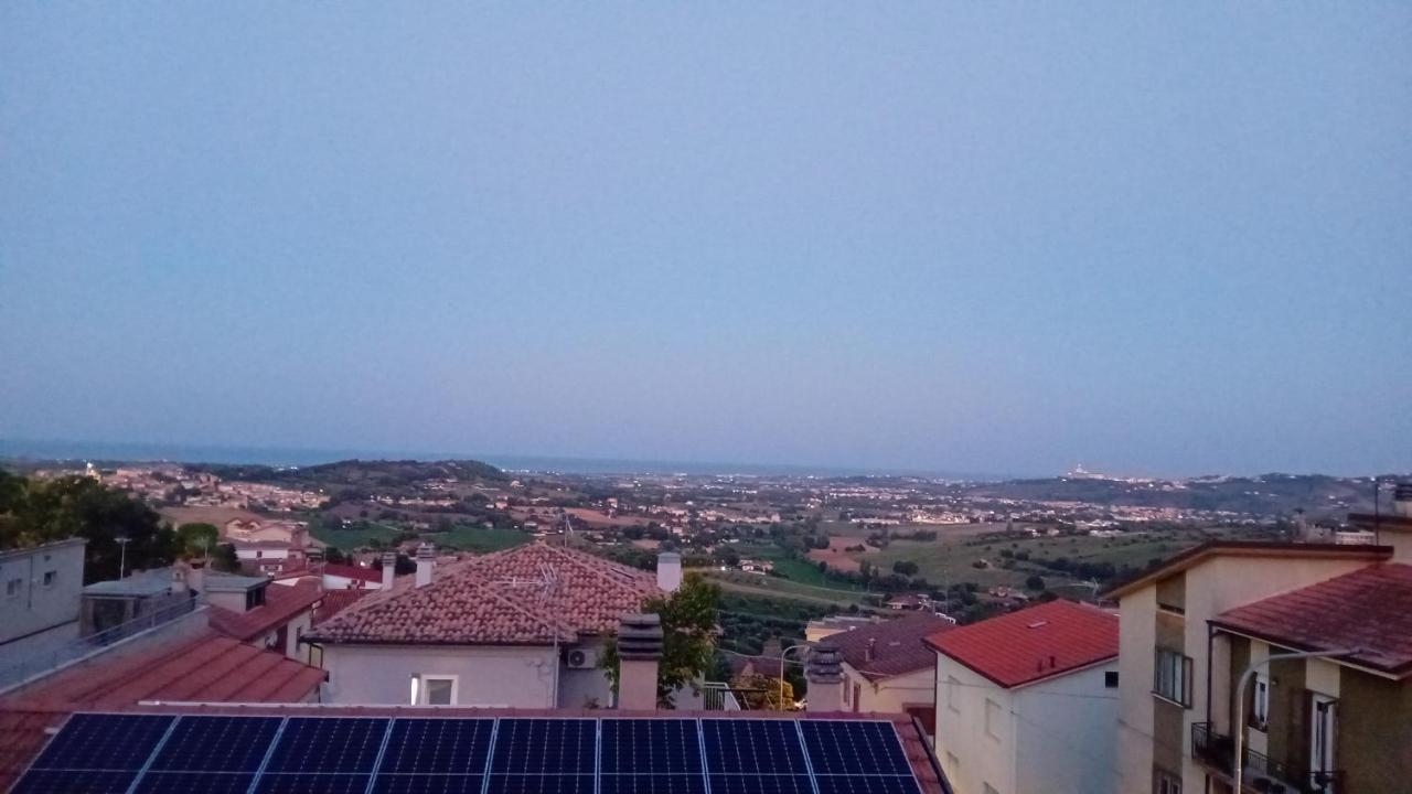 La Dimora Dei Musicisti Bed & Breakfast Castelfidardo Exterior photo